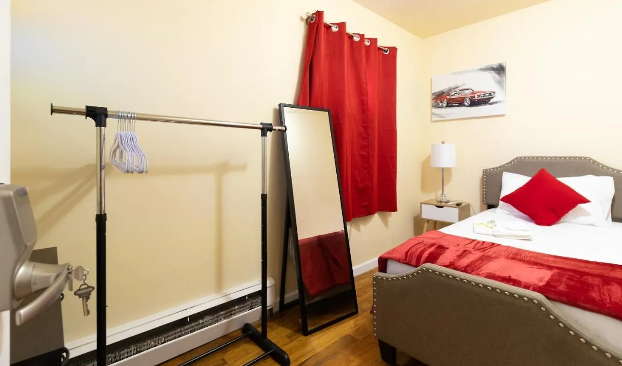 公寓 Deluxe Twin Size Bed-Red Room On The 1St Fl In Elmhurst Ny 纽约