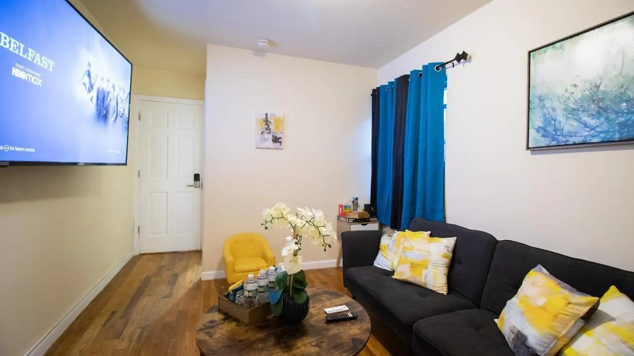公寓 Deluxe Twin Size Bed-Red Room On The 1St Fl In Elmhurst Ny 纽约